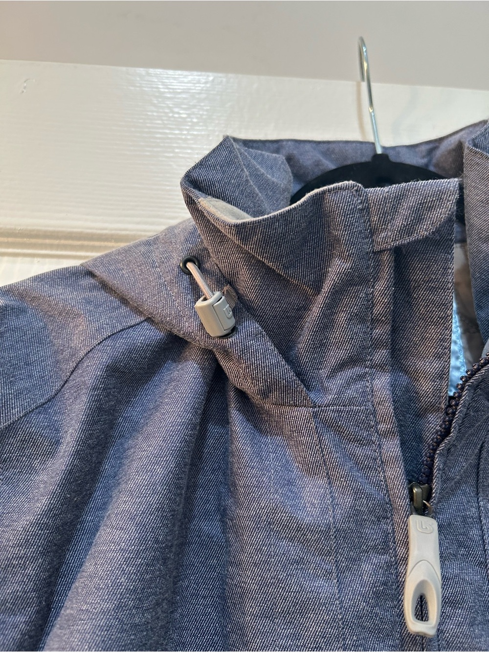 Burton Blue Grey Ski/Snow Women’s Jacket Size Small - Picture 6 of 12